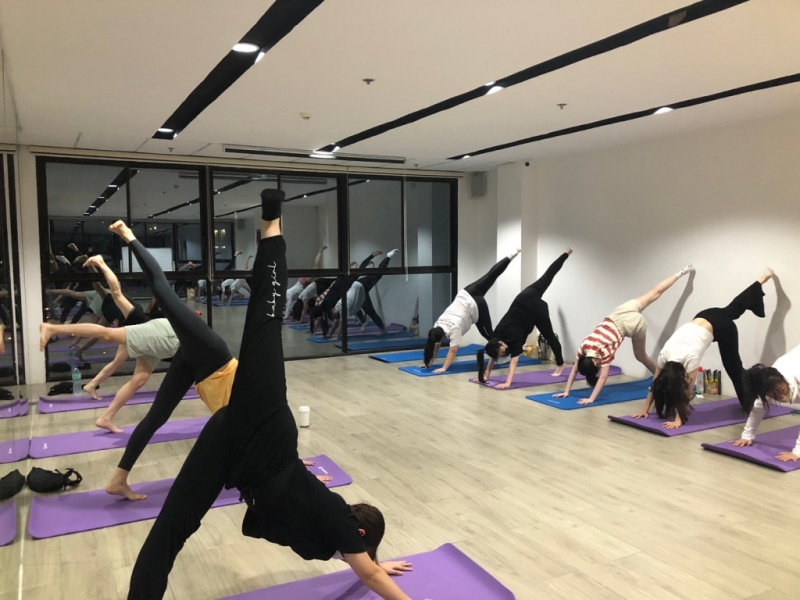フィリピン留学 Cebu21 - EV Academy-Yoga-4